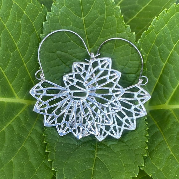 Beautiful Silver Mandala Earrings - Picture 2 of 8
